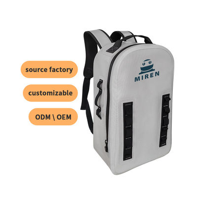 Couleur gris-clair imperméable adaptée aux besoins du client du sac à dos 25l de TPU pour extérieur